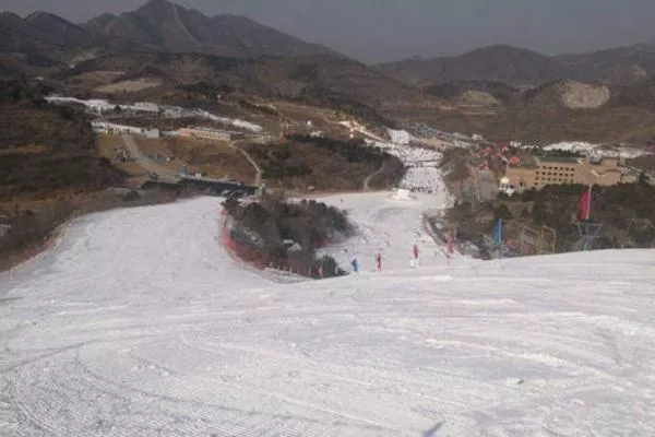 薊州國(guó)際滑雪場(chǎng)和盤(pán)山滑雪場(chǎng)哪個(gè)好