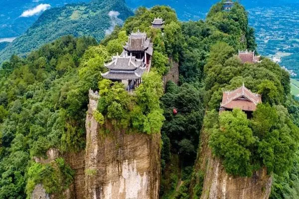 <a href='/jiangyou/' target=_blank>江油</a>竇團(tuán)山門票多少錢一張 附索道往返票價
